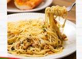 Linguini with White Clam Sauce