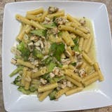 Penne Broccoli & Grilled Chicken Garlic Sauce