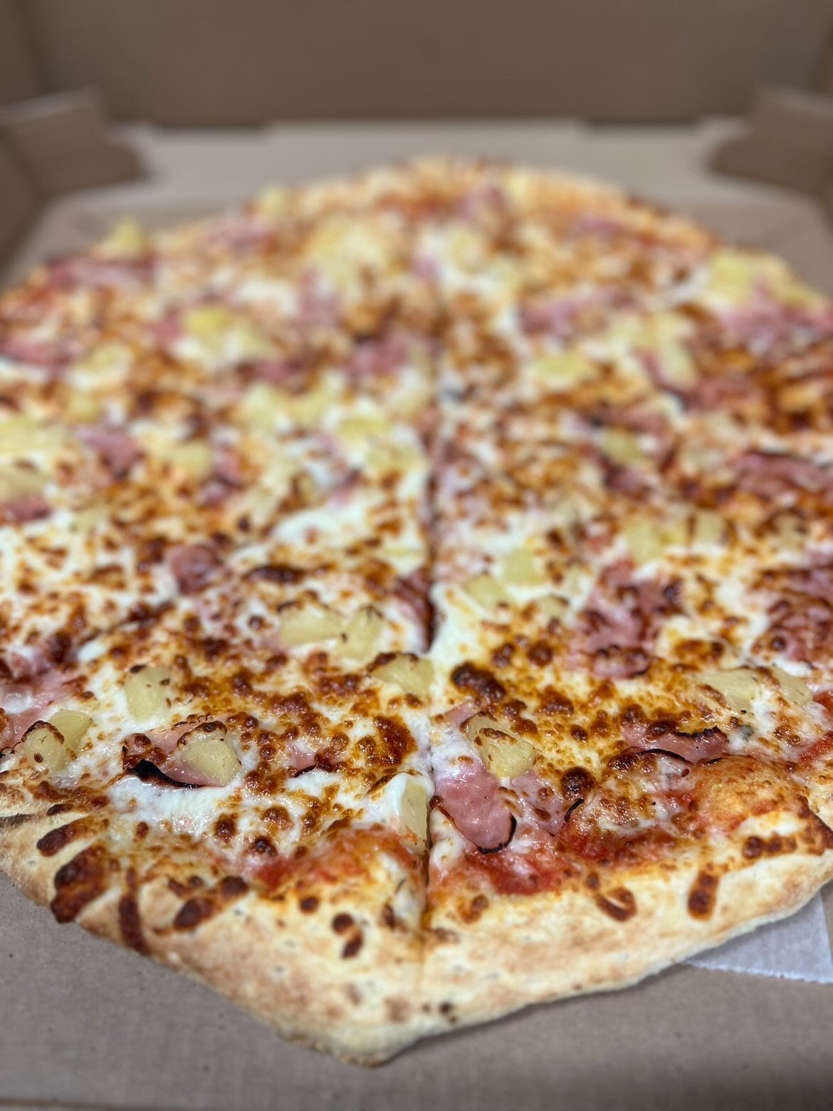 Hawaiian Pizza