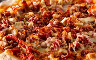 Meatzza Pizza