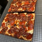 8 Corner Detroit Style Pizza