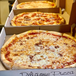 Plain Cheese Round Pizza