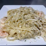 Pasta with Shrimp Alfredo