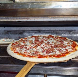 Plain Cheese Pizza