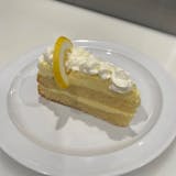 Limoncello cake slice