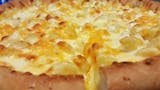 Mac N Cheese Pizza