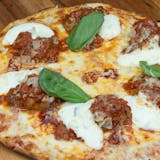 That's a Good Meatball Pizza