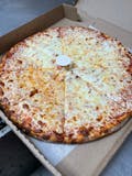Deluxe Pack Special 3: 8 LG cut cheese pizzas 50 wings