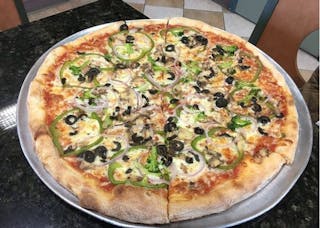 Deluxe Pizza