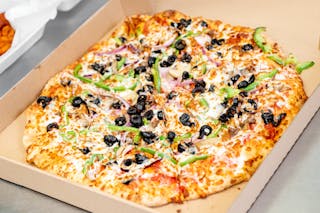 Deluxe Pizza