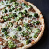 Chicken Cutlet Pizza with Broccoli