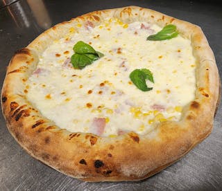 Panna Prosciutto Pizza (ham Cream & Corn)