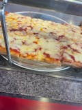 Momma’s Verde’s Sicilian Pizza