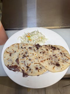 Mix pupusa / revuelta