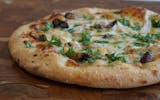 Roasted Garlic Chicken Pizza