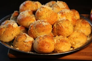 Garlic Knots