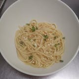 Linguine Aglio Olio with Fresh Garlic & Oil