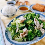 Steamed Chicken w. Broccoli