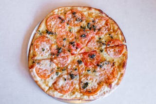 Pesto & Fresh Tomato Pizza