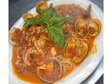 Linguini with Clam Red Sauce