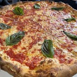 Fresh Mozzarella Margherita Round Pizza