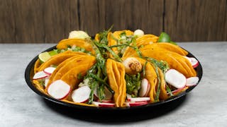 BANDEJA TACOS DE BIRRIA 10