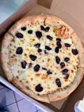 White Kalamata Pizza