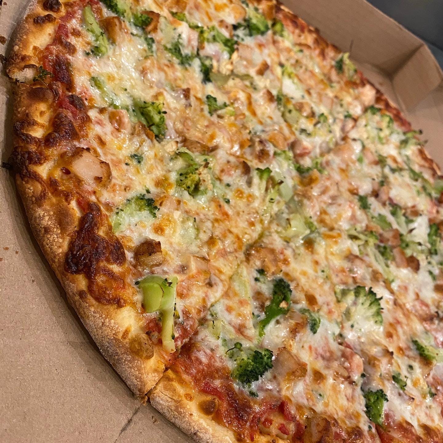 Chicken Primo Pizza