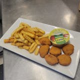 C) Chicken Nuggets / Nuggets De Pollo