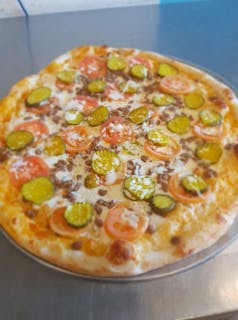 Cheeseburger Pizza