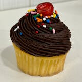 Vanilla Cupcake with Chocolate Fudge