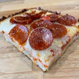 Detroit Style Plain Pizza Slice with One Topping