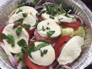 Fresh Mozzarella & Tomato Caprese Salad