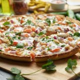 Bombay Garlic Chicken Pizza Twist