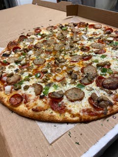 Deluxe Pizza