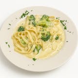 Chicken Alfredo with Broccoli