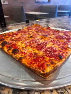 Nonna's Pizza