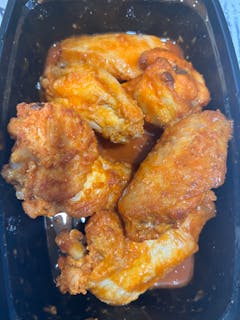 Hot buffalo wings