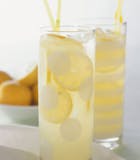 12 oz Fresh Lemonade