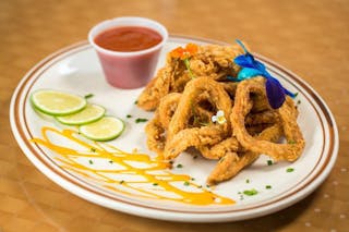 Fried Calamari/ Calamaris Fritos