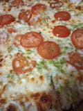 White Pizza with Broccoli, Sliced Tomatoes & Garlic