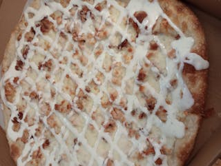 Chicken, Bacon & Ranch Pizza