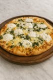 White Ricotta & Broccoli Pizza