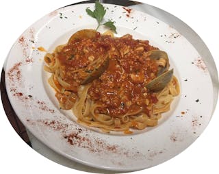 Linguine with Red Clam Sauce