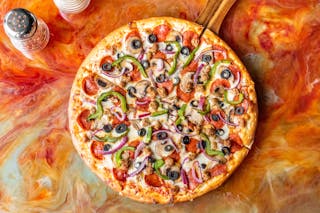 Deluxe Pizza