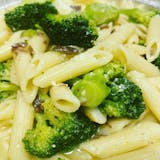Pasta with Broccoli, Garlic & Oil