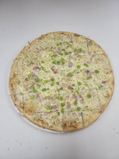 Blue Chicken Pizza