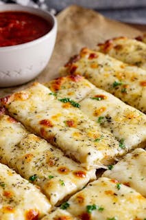 Garlic Breadsticks with Cheese