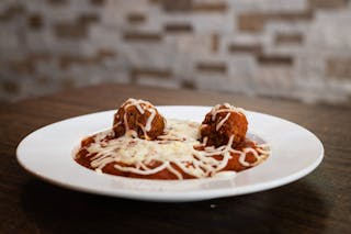 Spaghetti with Two Meatballs