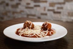 Spaghetti with Two Meatballs
